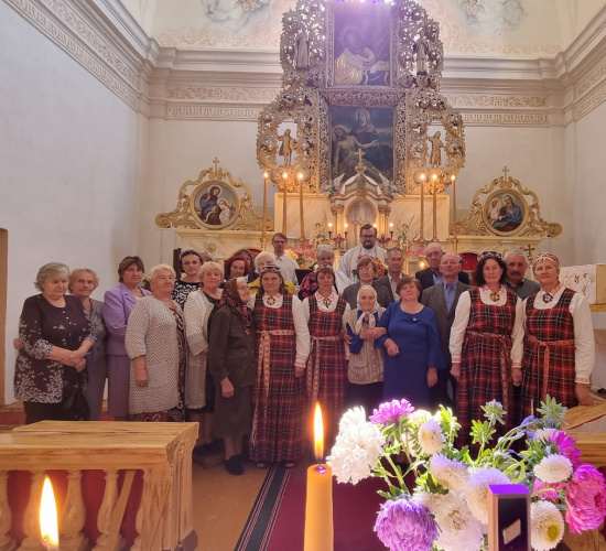 Draudzis puorstuovi sveic prāvestu Juoni Beču dzimšonys dīnā i reizē svietej 8. septembra draudzis svātkus - Vyssvātuokuos Jaunovys Marijis dzimšonu
