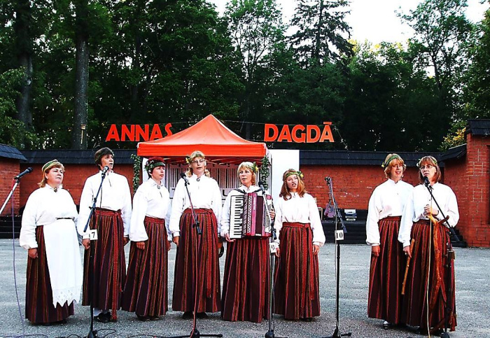 Tautys muokslys festivals “Annas Dagdā”. 2008.goda 26. juļs