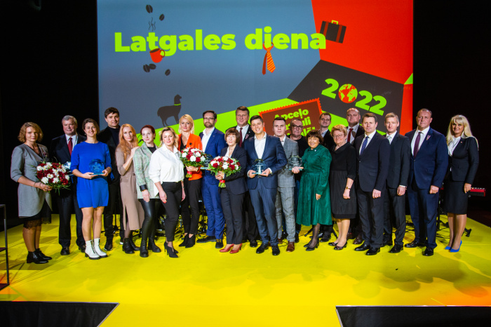 Konkursa "Latgales reģiona uzņēmēju gada balva 2022" laureāti, LPR vadības pārstāvji un viesi