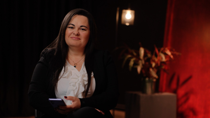 Oksana Soročina atbild uz jautājumiem par kiberdrošību. Roberta KLEŠČINSKA foto