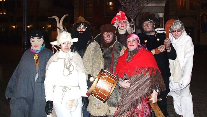 IX Storptautyskajā masku tradiceju festivalā Reigā. 2008. goda 9.,10. februars