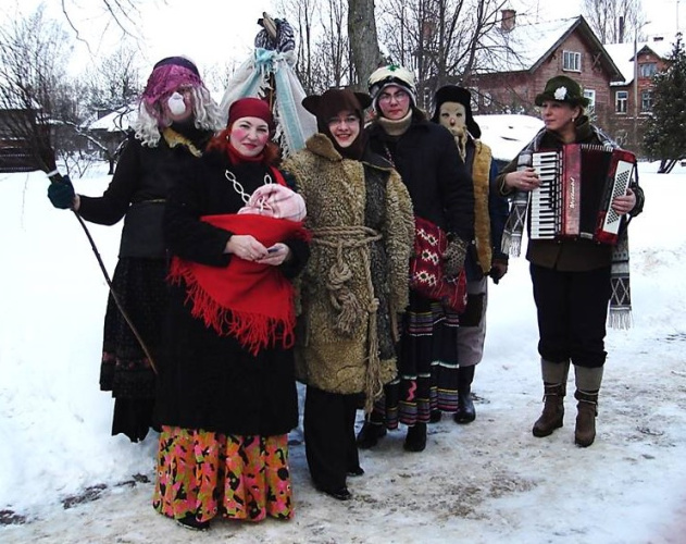 XI Storptautyskajā masku tradiceju festivalā Salacgreivā. 2010. goda 13.,14. februars