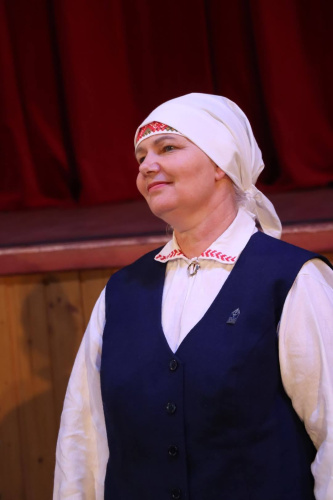 Etnografisko ansambļa “Aulejis sīvys" vadeituoja Sandra Vaišle, 2025.g.